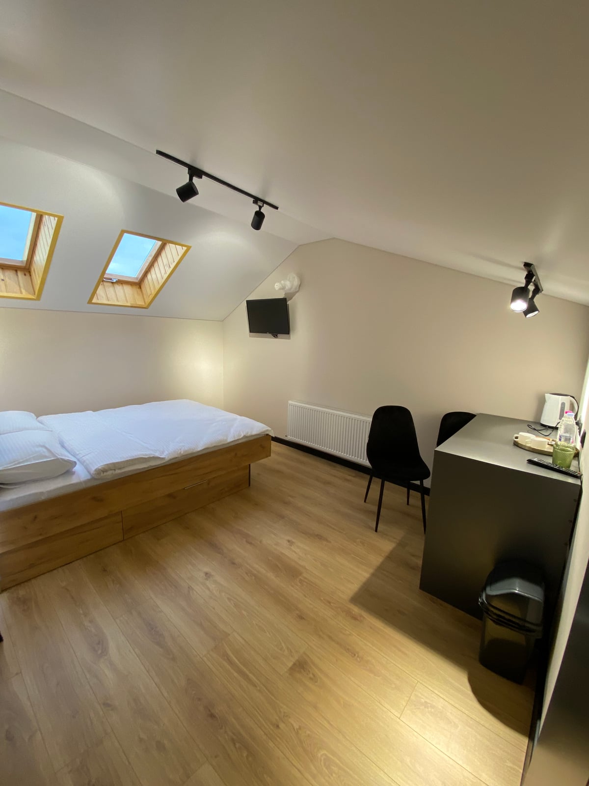 Економний номер 7 - головне фото